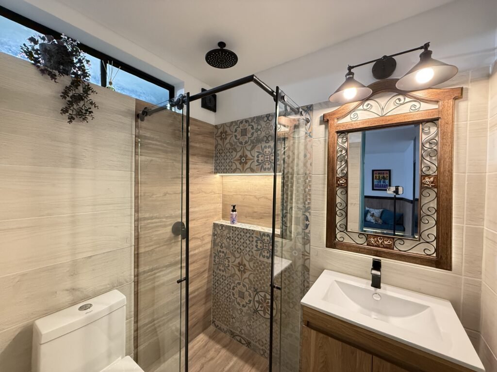 Apartamento en el peñon Cali, cerca a san antonio, baño completo